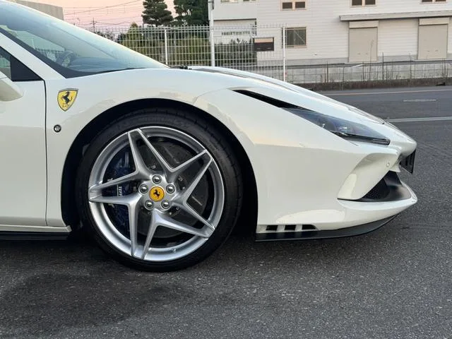 Ferrari F8 Spider BASE GRADE 2022 — миниатюра 4