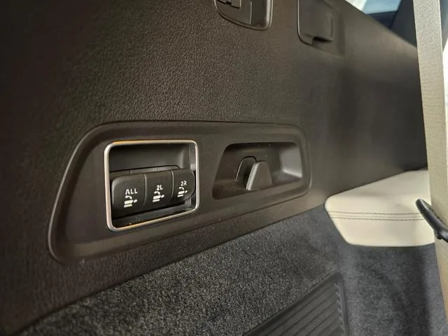 Mercedes Amg GLS GLS63 4MATIC+ 2023 — миниатюра 4
