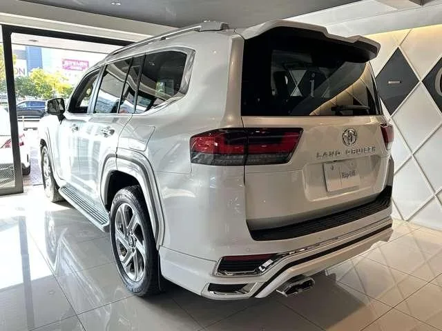 Toyota Land Cruiser ZX 2023 — миниатюра 2