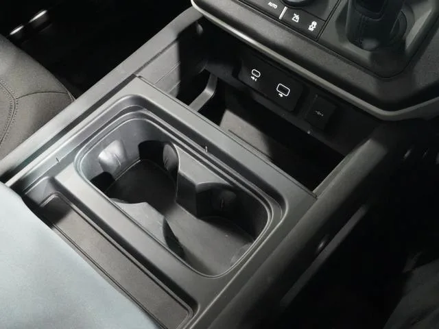 Land Rover Defender 90BASE GRADE P300 2023 — миниатюра 5