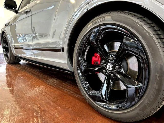 Bentley Bentayga S 2024 — миниатюра 2