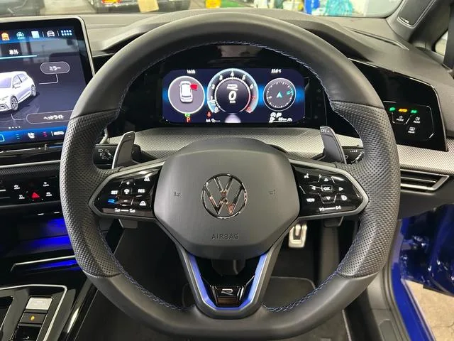 Volkswagen Golf R ADVANCE 2025 — миниатюра 5