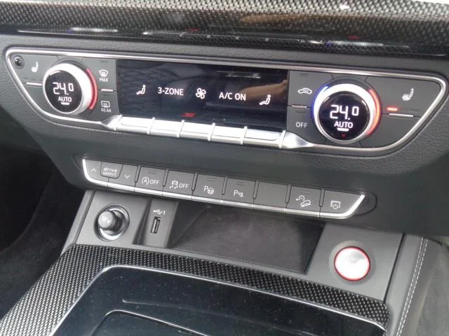 Audi SQ5 SPORTBACK BASE GRADE 2022 — миниатюра 3