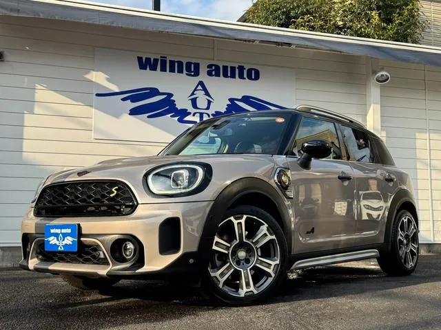 MINI MINI COOPER S E CROSSOVER ALL4 ALBERT BRIDGE EDITION PHEV 2023 — фото 1, купить с доставкой в Москву