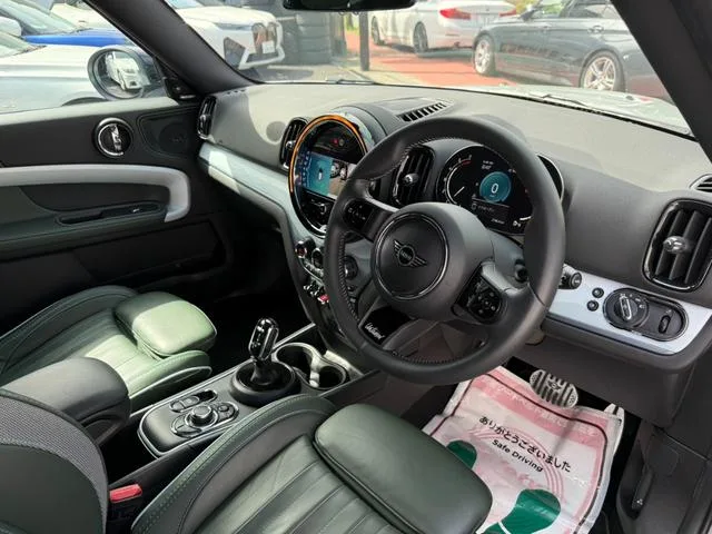 MINI MINI COOPER D CROSSOVER UNTAMED EDITION 2022 — миниатюра 2