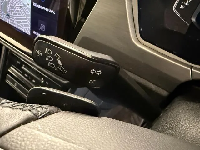 Volkswagen GOLF TOURAN TDI COMFORTLINE 2023 — миниатюра 5