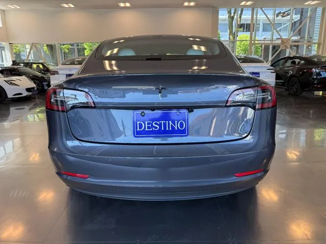 Tesla Model 3 BASE GRADE 2023 — миниатюра 3