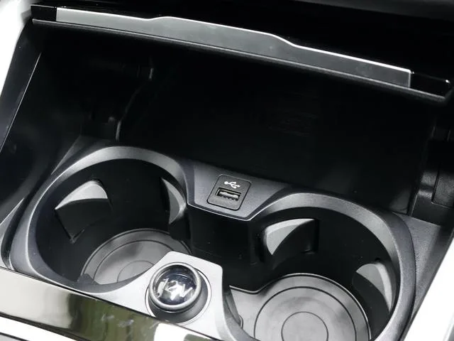 BMW 2 Series 220I COUPE M SPORT 2023 — миниатюра 5
