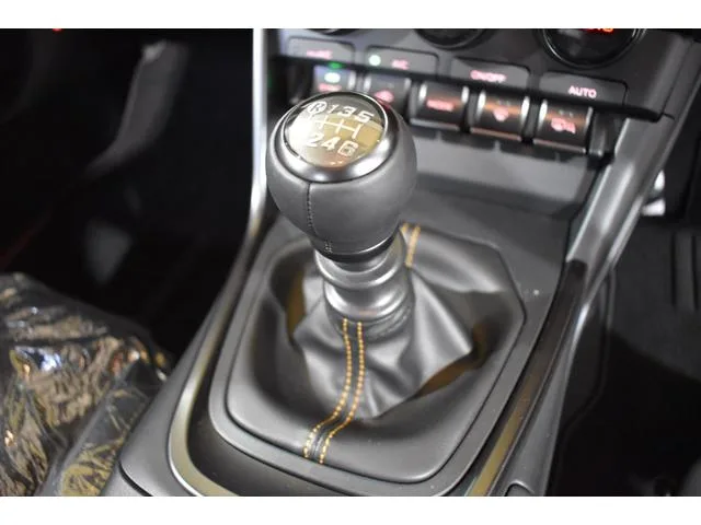 Subaru BRZ YELLOW EDITION 2026 — миниатюра 4
