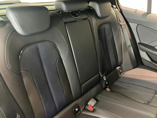 BMW 1 Series 118I M SPORT 2023 — миниатюра 3