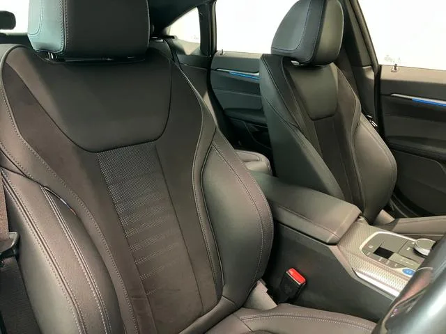 BMW i4 E DRIVE 35 M SPORT 2023 — миниатюра 4