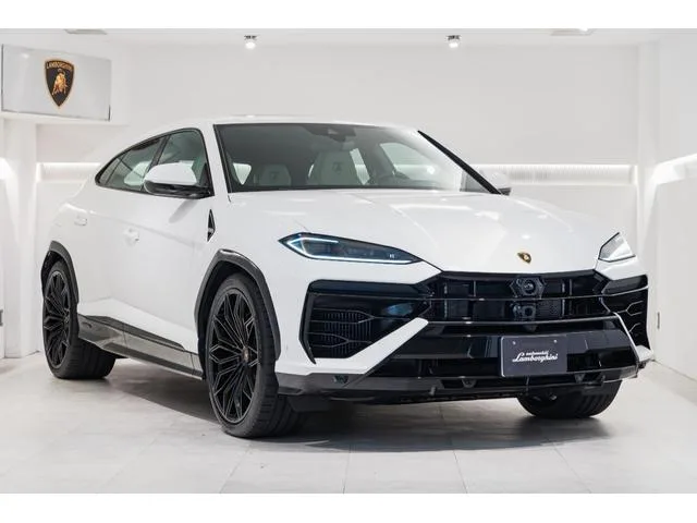 Lamborghini Urus SE 2025 — фото 1, купить с доставкой в Москву