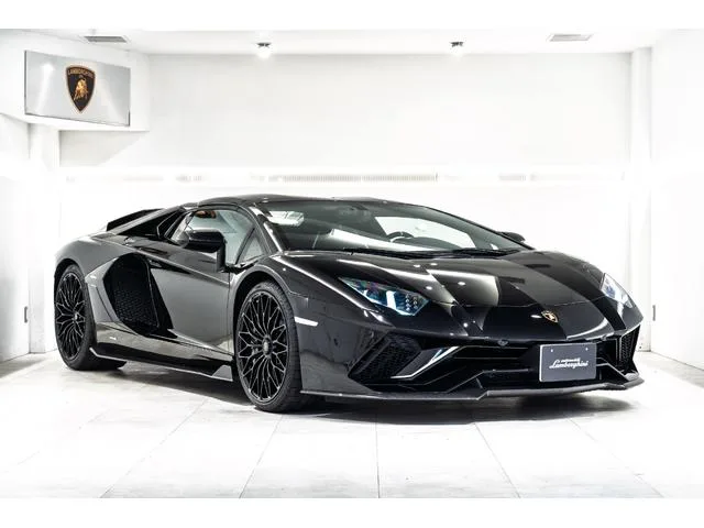 Lamborghini Aventador LP780-4 ULTIMAE LOADSTER 2022 — фото 1, купить с доставкой в Москву