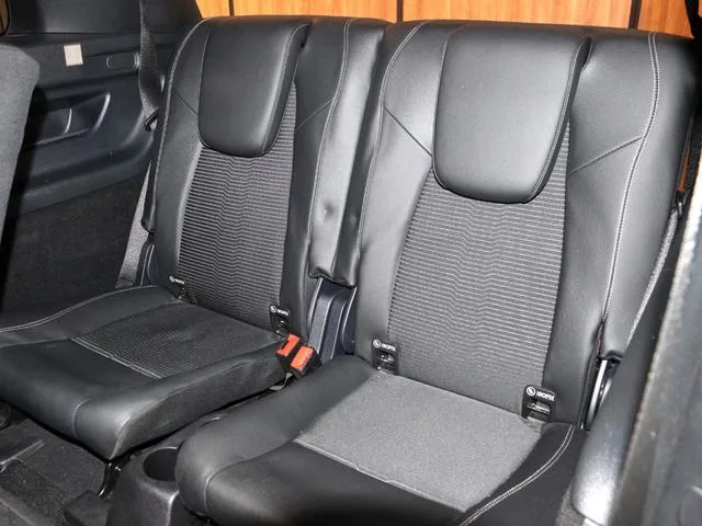 Mercedes-Benz GLB-Class GLB200D 4MATIC 2022 — миниатюра 4