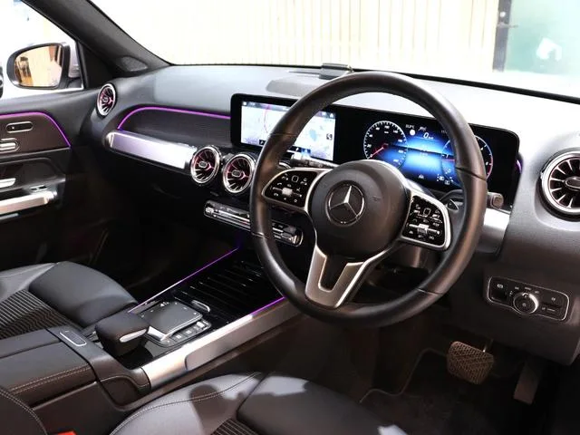 Mercedes-Benz GLB-Class GLB200D 4MATIC 2022 — миниатюра 4