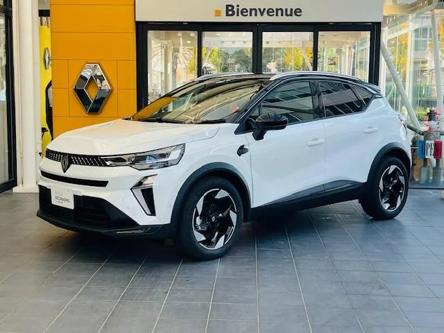 Renault Captur TECHNO MILD HYBRID 2025 — фото 1, купить с доставкой в Москву
