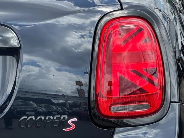 MINI MINI COOPER S CLASSIC TRIM 2023 — миниатюра 3