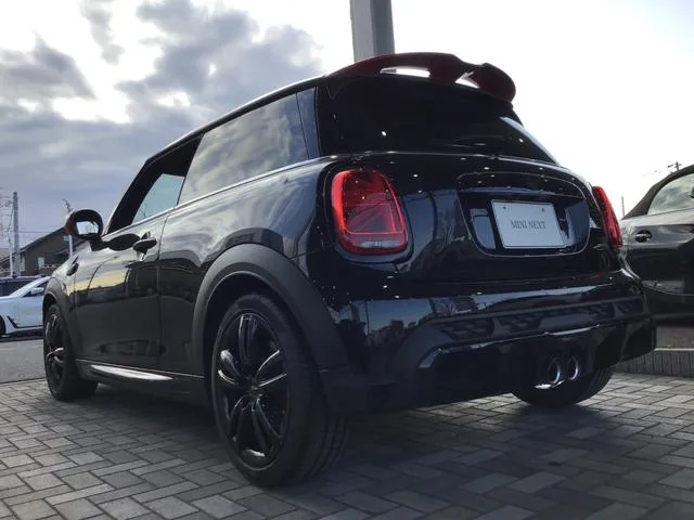 MINI MINI JOHN COOPER WORKS JOHN COOPER WORKS TRIM 2023 — миниатюра 5