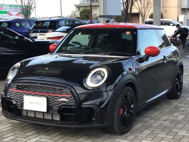 MINI MINI JOHN COOPER WORKS JOHN COOPER WORKS TRIM 2023 — фото 1, купить с доставкой в Москву