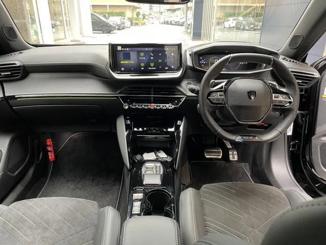 Peugeot 2008 GT 2025 — миниатюра 2