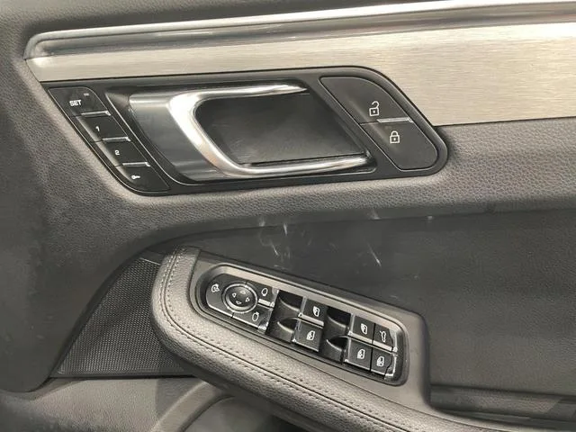 Porsche Macan MACAN 2023 — миниатюра 5