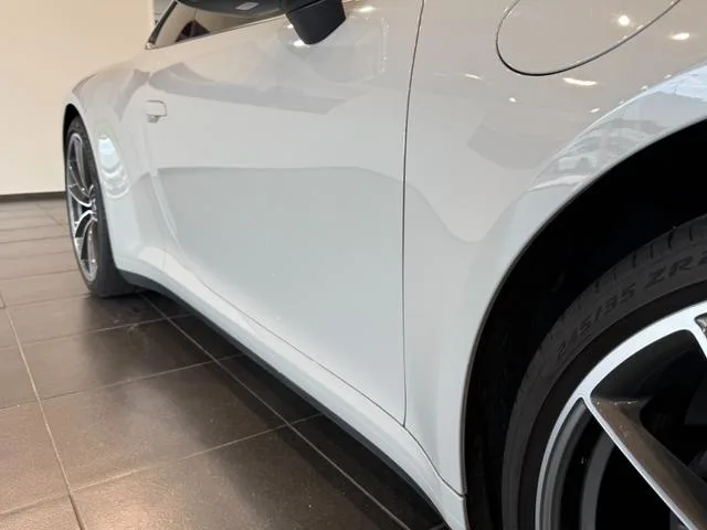 Porsche 911 911 CARRERA 2023 — миниатюра 3