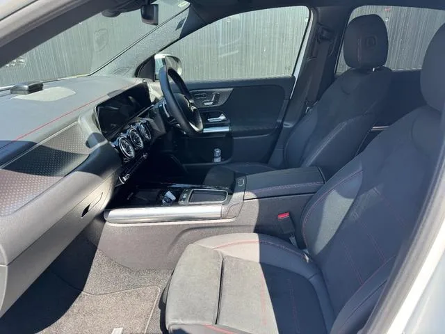 Mercedes-Benz EQA EQA250+ AMG LINE PACKAGE 2025 — миниатюра 4