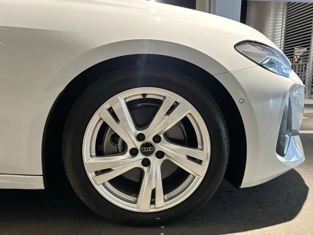 Audi A5 TFSI 110KW 2025 — миниатюра 3