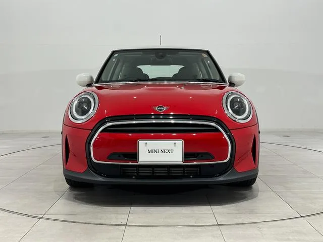 MINI MINI COOPER PREMIUM PLUS PACKAGE CLASSIC TRIM 2023 — миниатюра 3