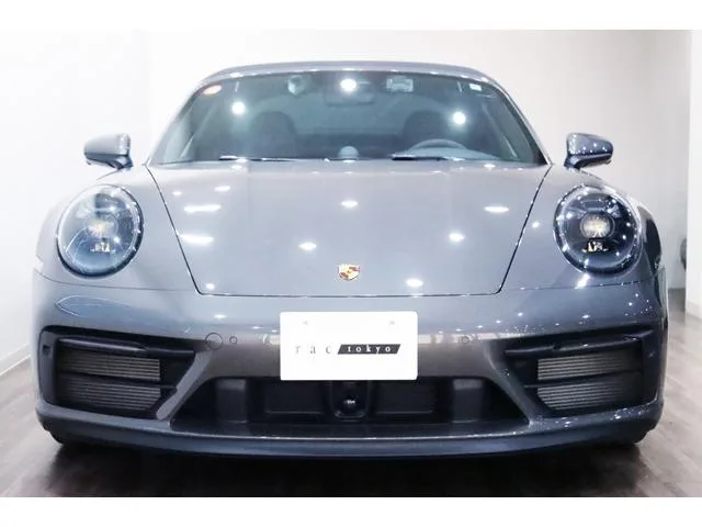 Porsche 911 911 TARGA 4 GTS 2024 — миниатюра 4
