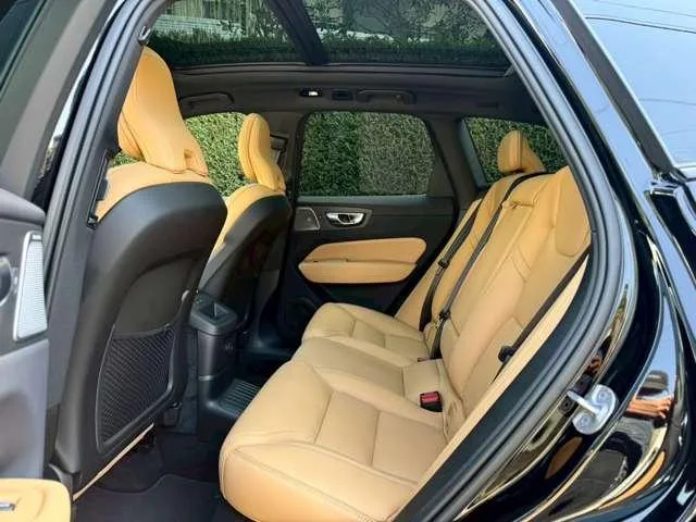 Volvo XC60 RECHARGE ULTIMATE T6 AWD PLUGIN HYBRID 2024 — миниатюра 4