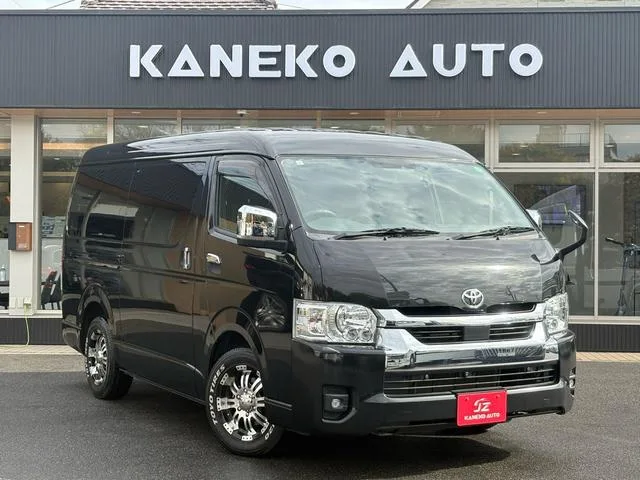Toyota HIACE VAN LONG WIDE SUPER GL 2022 — фото 1, купить с доставкой в Москву
