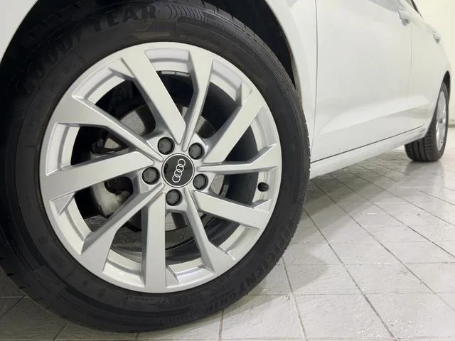 Audi A1 SPORTBACK 25 TFSI ADVANCED 2025 — миниатюра 5