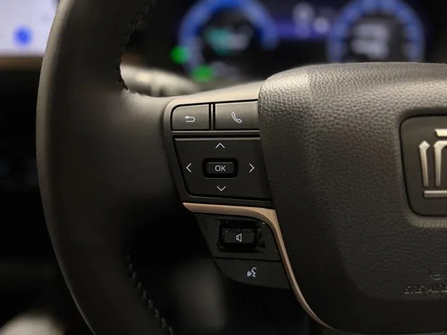 Toyota CROWN CROSSOVER G ADVANCED LEATHER PACKAGE 2023 — миниатюра 4