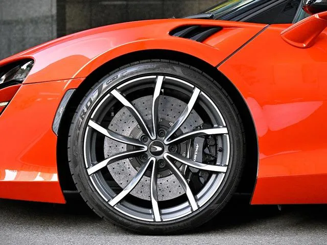 McLaren Artura BASE GRADE 2023 — миниатюра 3