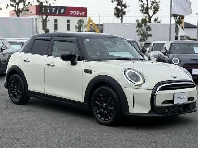 MINI MINI COOPER D CLASSIC TRIM 2022 — миниатюра 2