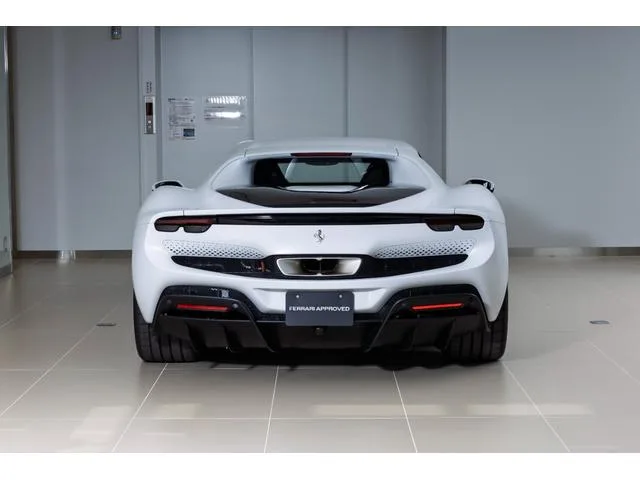 Ferrari 296GTB BASE GRADE 2024 — миниатюра 2