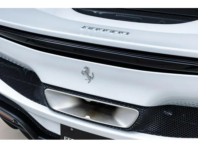 Ferrari 296GTB BASE GRADE 2024 — миниатюра 4