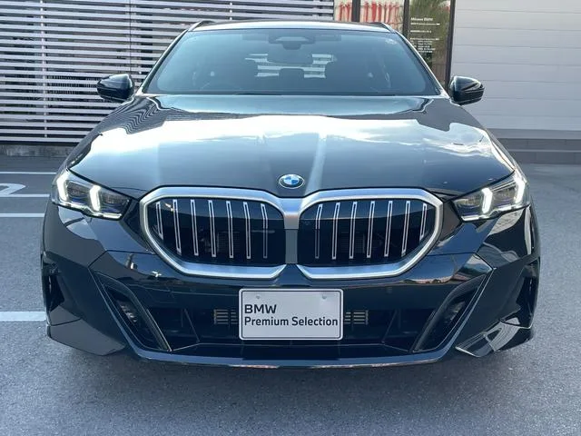 BMW 5 Series 523D X DRIVE TOURING M-SPORT 2025 — миниатюра 2
