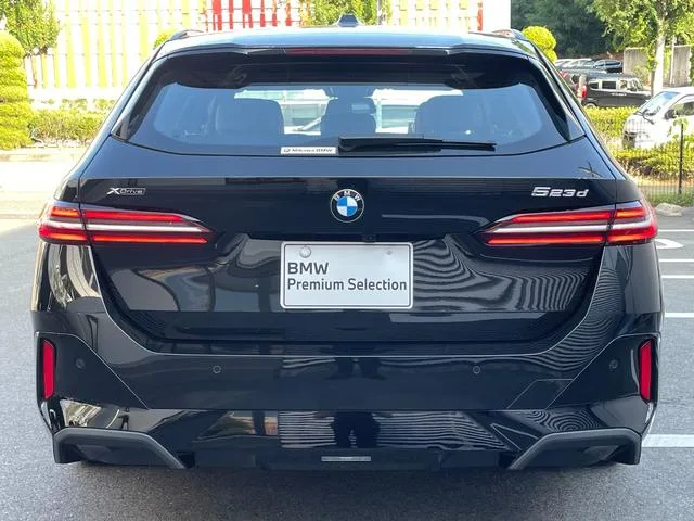 BMW 5 Series 523D X DRIVE TOURING M-SPORT 2025 — миниатюра 3