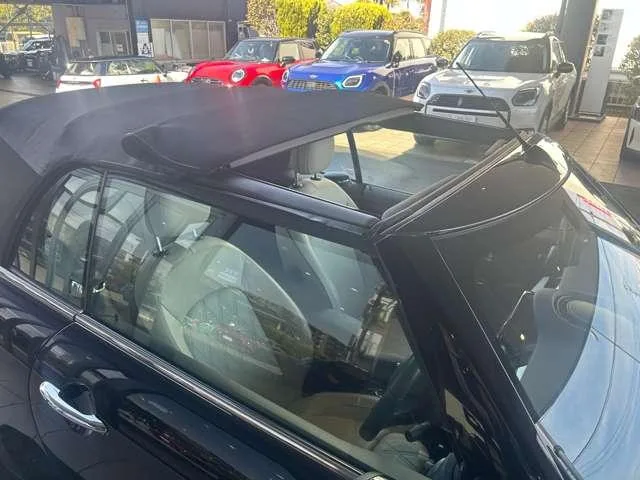 MINI MINI COOPER CONVERTIBLE CLASSIC TRIM 2023 — миниатюра 3