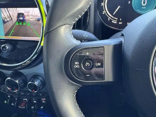 MINI MINI COOPER D CROSSOVER UNTAMED EDITION 2022 — миниатюра 3
