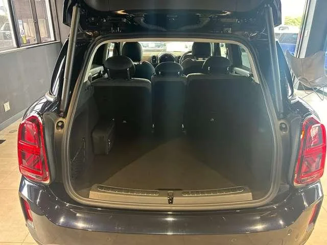 MINI MINI COOPER D CROSSOVER CLASSIC TRIM 2022 — миниатюра 3