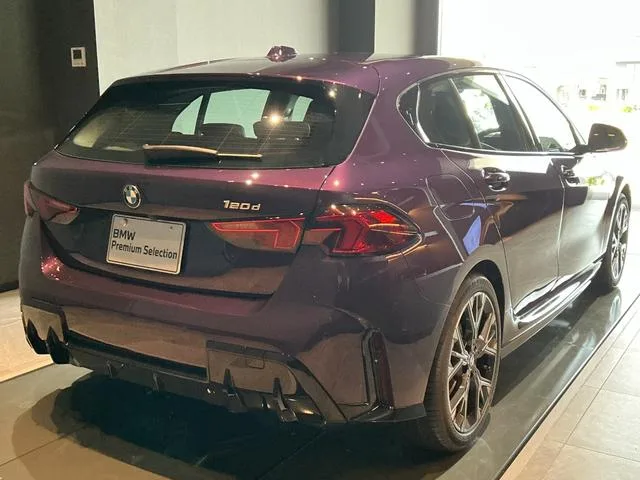 BMW 1 Series 120D M SPORT 2026 — миниатюра 2