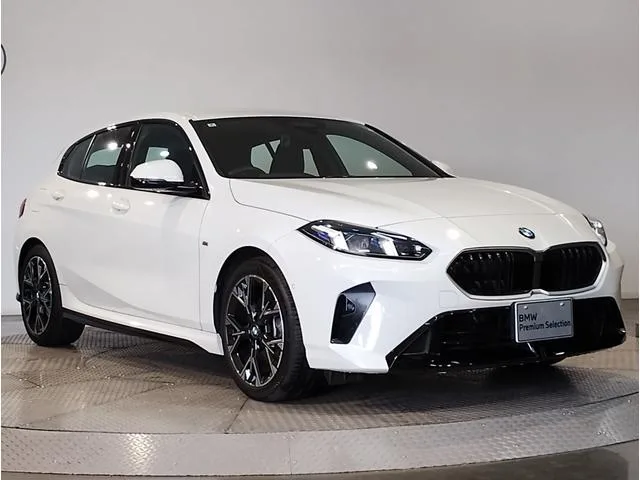 BMW 1 Series 120 M SPORT 2025 — миниатюра 2