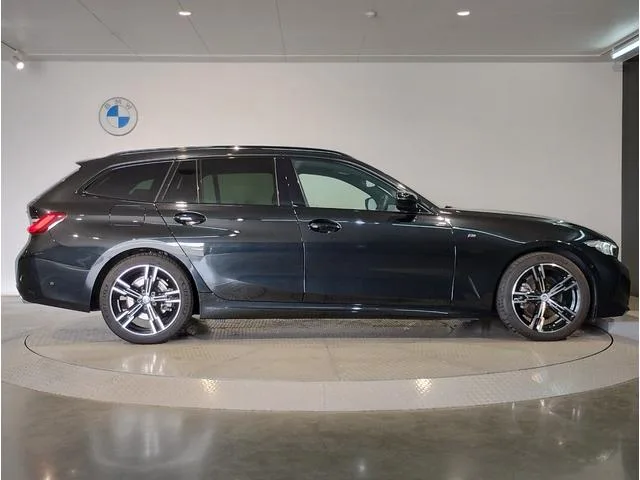 BMW 3 Series 320D X DRIVE TOURING M-SPORT 2022 — миниатюра 3