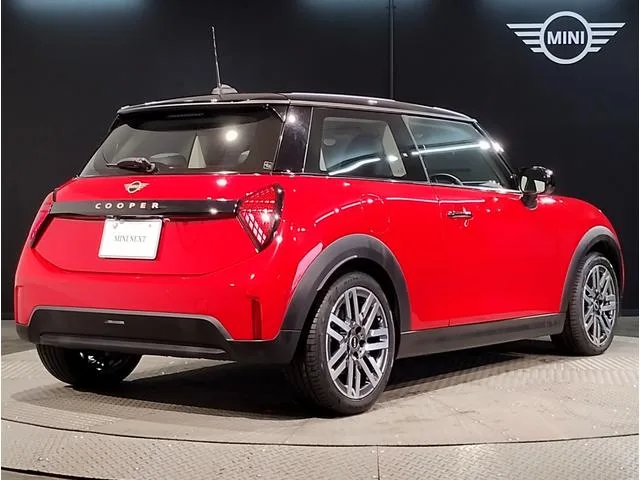 MINI MINI COOPER C CLASSIC TRIM 2024 — миниатюра 5