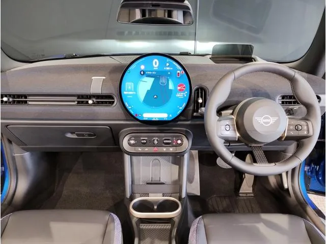 MINI MINI COOPER C CONVERTIBLE CLASSIC TRIM 2025 — миниатюра 5
