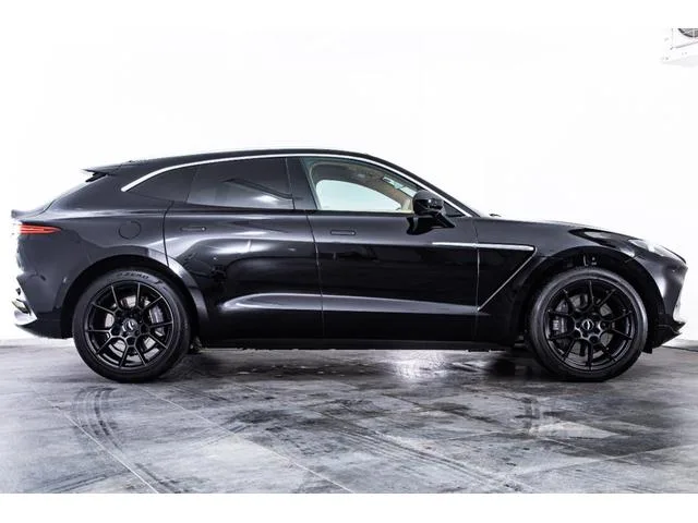 Aston Martin DBX BASE GRADE 2022 — миниатюра 4