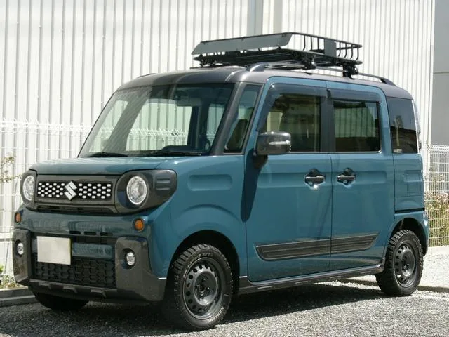 Suzuki SPACIA GEAR HYBRID XZ TURBO 2022 — фото 1, купить с доставкой в Москву